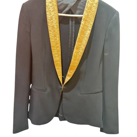 Rag and Bone Black blazer with gold lapel and single clip closure. Size 6. - Picture 1 of 5